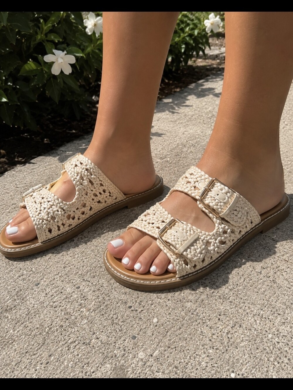 Universal Thread Cream Woven Double Buckle Slide Sandals Women's 7.5